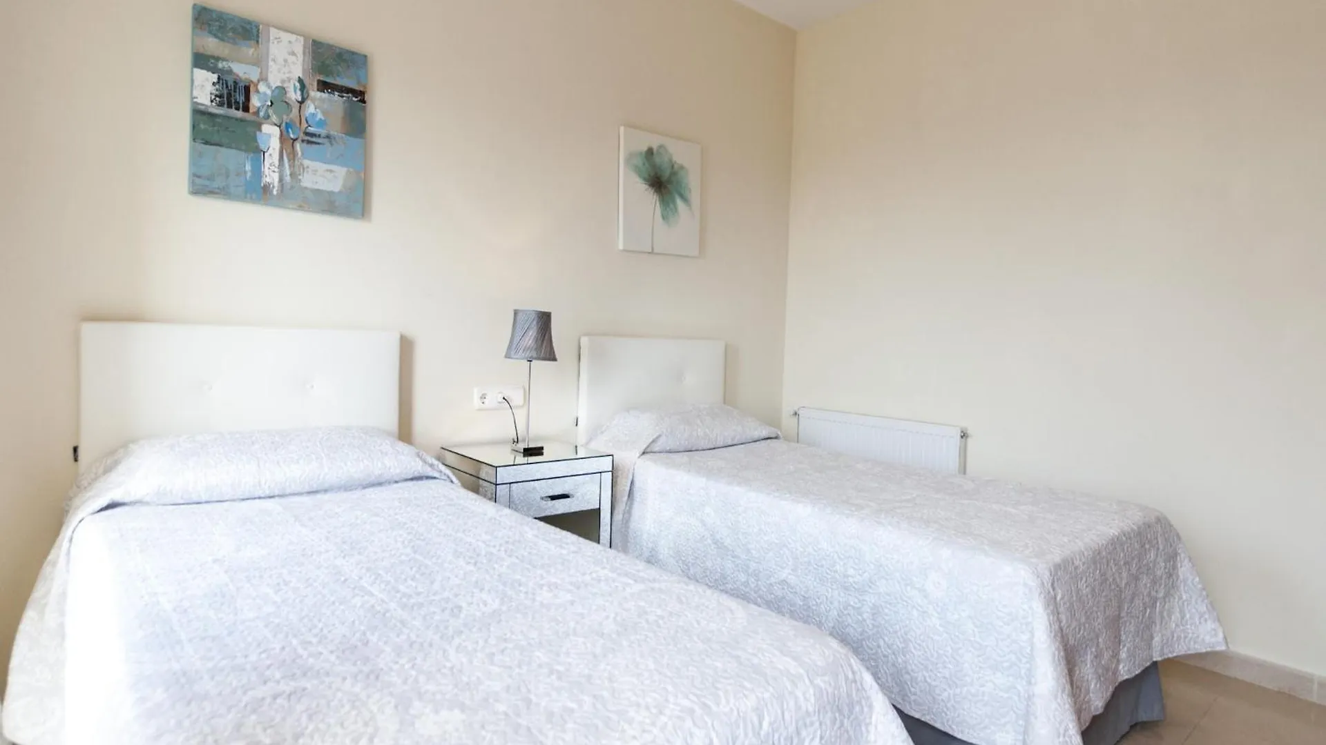 Beautiful Holiday Home Near The Sea Palau Saverdera