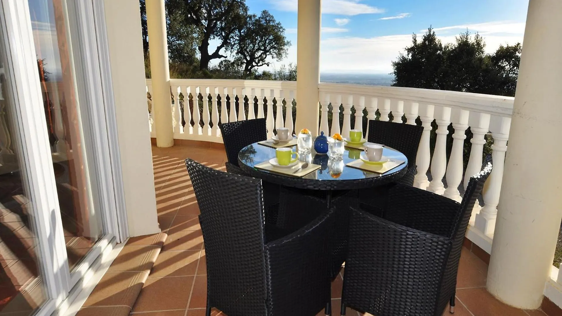 Beautiful Holiday Home Near The Sea Palau Saverdera Spain